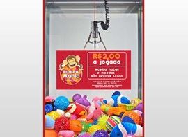 Adesivo Máquina de Brinquedos | Agência de Publicidade Porto Alegre - Emotive Comunicação